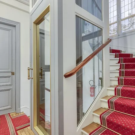 Daire Classic & Charming Parisian Flat - Luxury 16th *