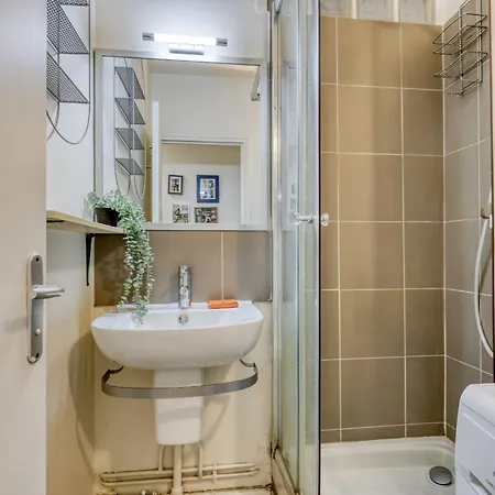Classic & Charming Parisian Flat - Luxury 16th * Paris
