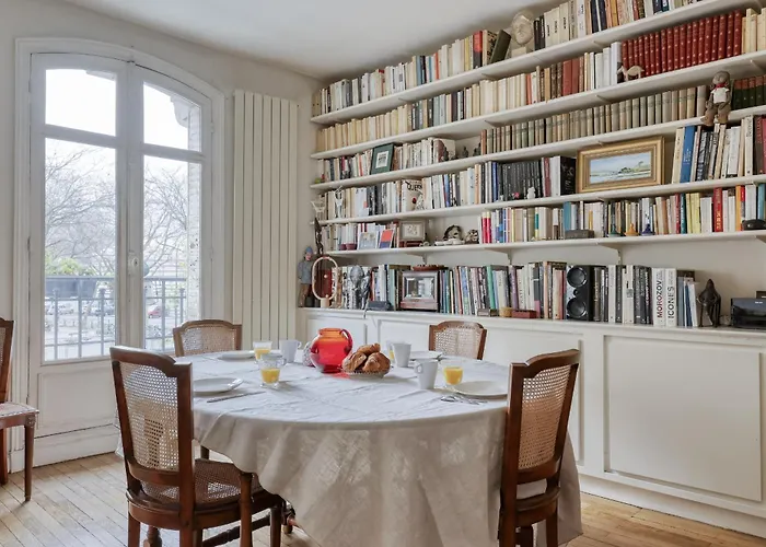 Classic & Charming Parisian Flat - Luxury 16th * Paris