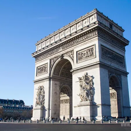 Classic & Charming Parisian Flat - Luxury 16th